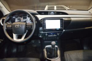 TOYOTA HILUX 4WD DOUBLE CABIN 2.4 GLX T.DSL MT WB 2021YM
