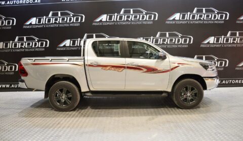 Tropicalized Featured TOYOTA HILUX