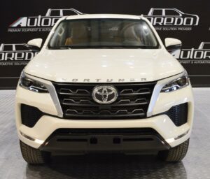 TOYOTA FORTUNER 2.4 4WD TURBO DIESEL CLASSIC AT 2021YM
