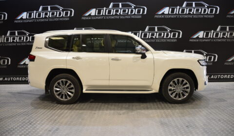 Middle-East SUV & 4WD TOYOTA LAND CRUISER 300